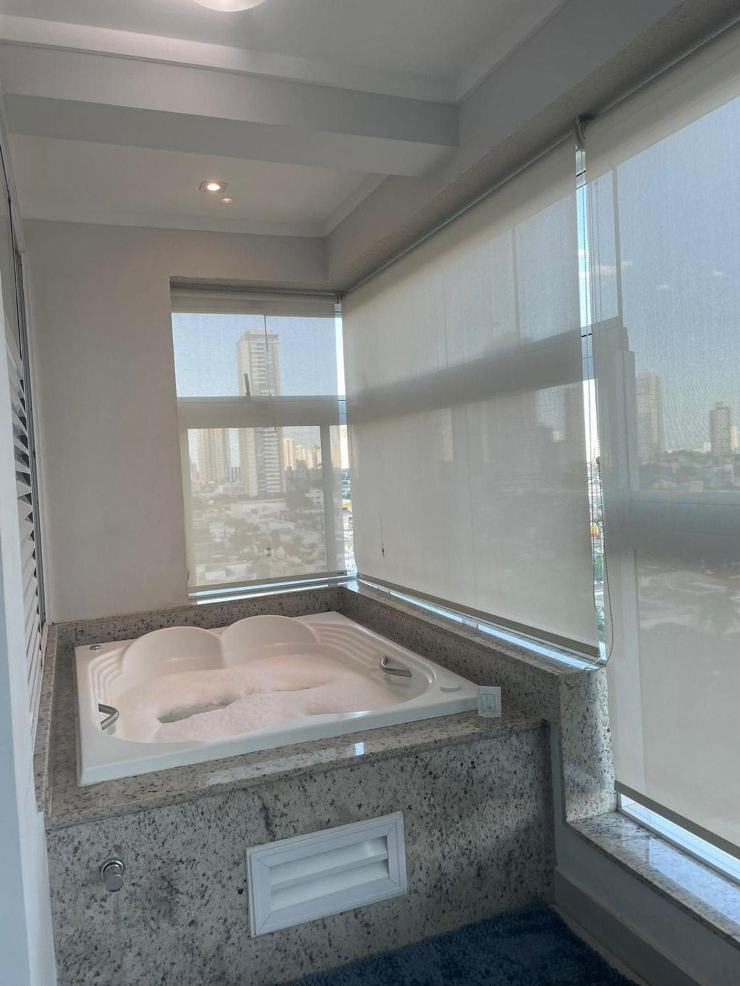 1 Qts.| 2 Hosp. | Jacuzzi Na Varanda | Linda Vista Goiania Bagian luar foto